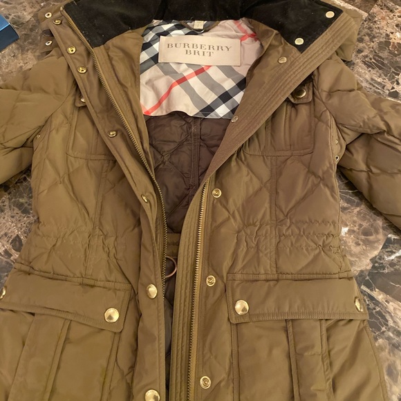 Burberry Brit Woman’s Padding - Picture 1 of 7